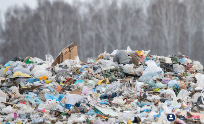 Bahaya Plastik Bagi Kesehatan Kita: Mengapa Harus Waspada?